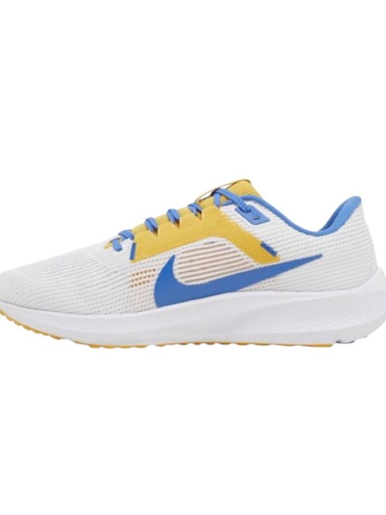 Athletic_Shoes